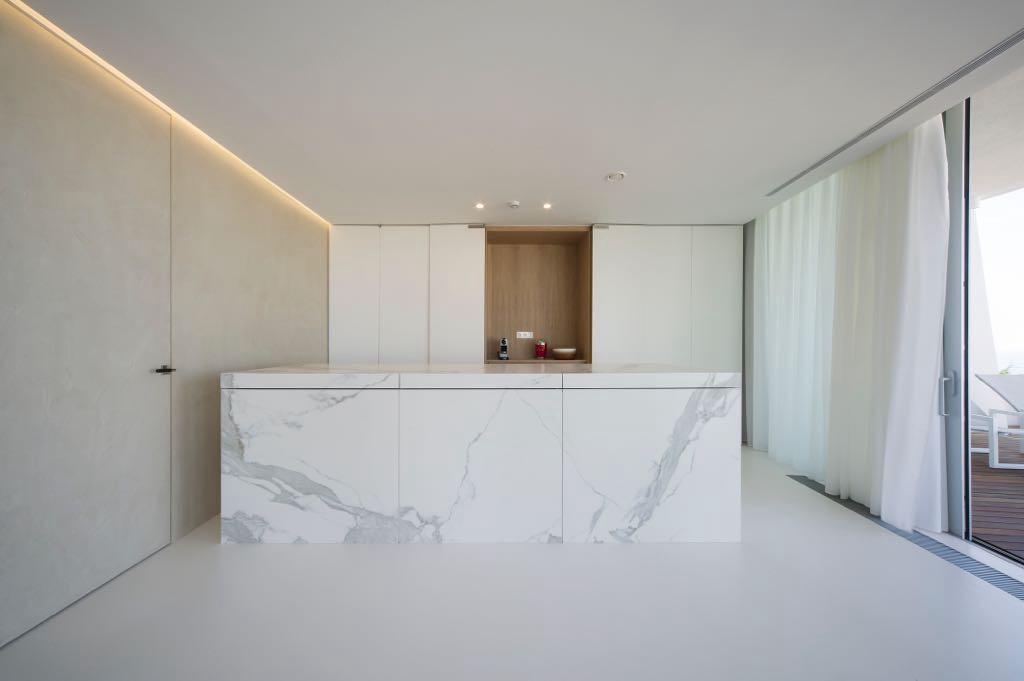 Luxury 3-bedroom penthouse with a large terrace and spectacular views in Altea Hills