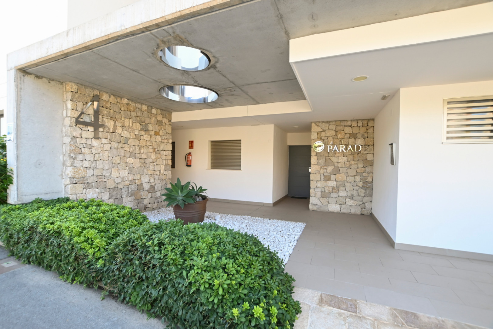3-bedroom penthouse on the beachfront of Playa del Paradis for sale in Villajoyosa