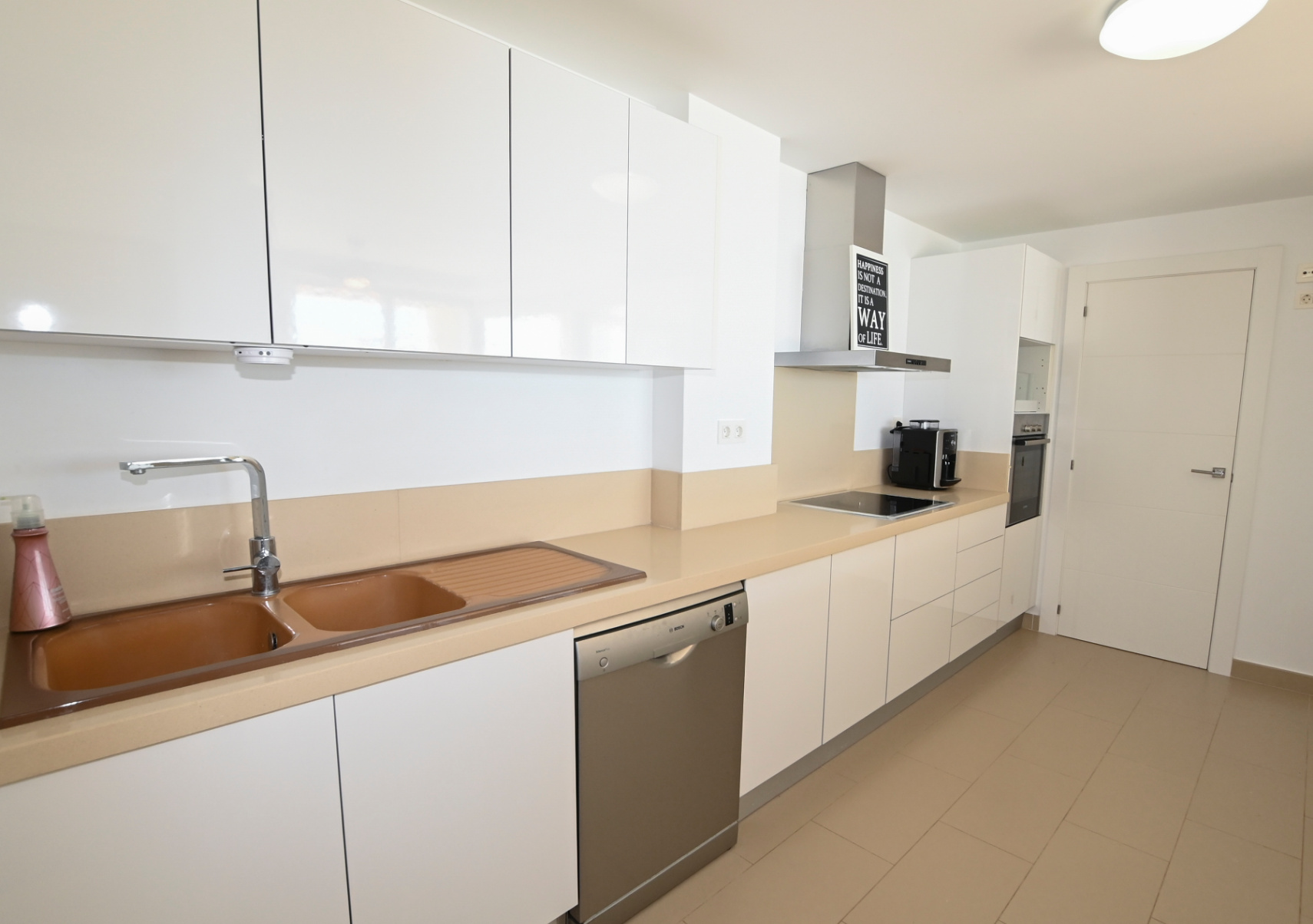 3-bedroom penthouse on the beachfront of Playa del Paradis for sale in Villajoyosa
