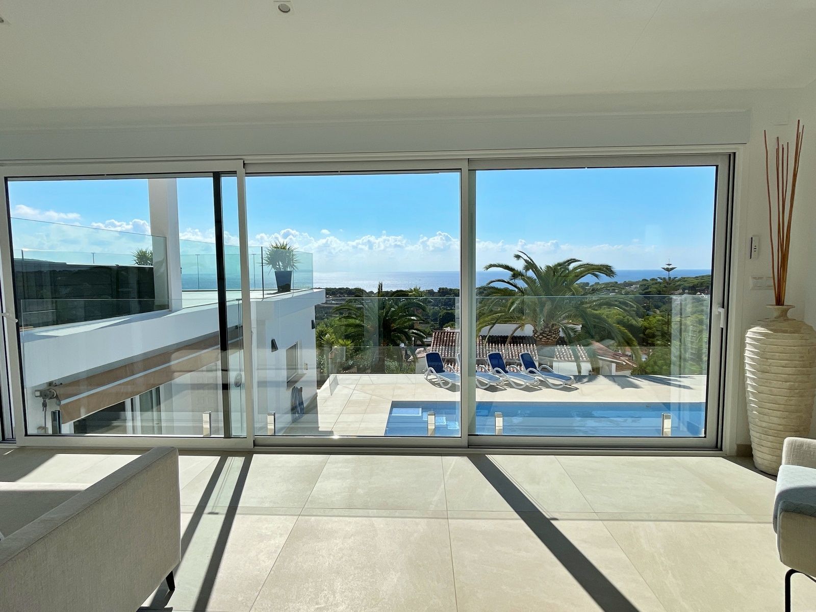 Villa met zeezicht te koop in Moraira