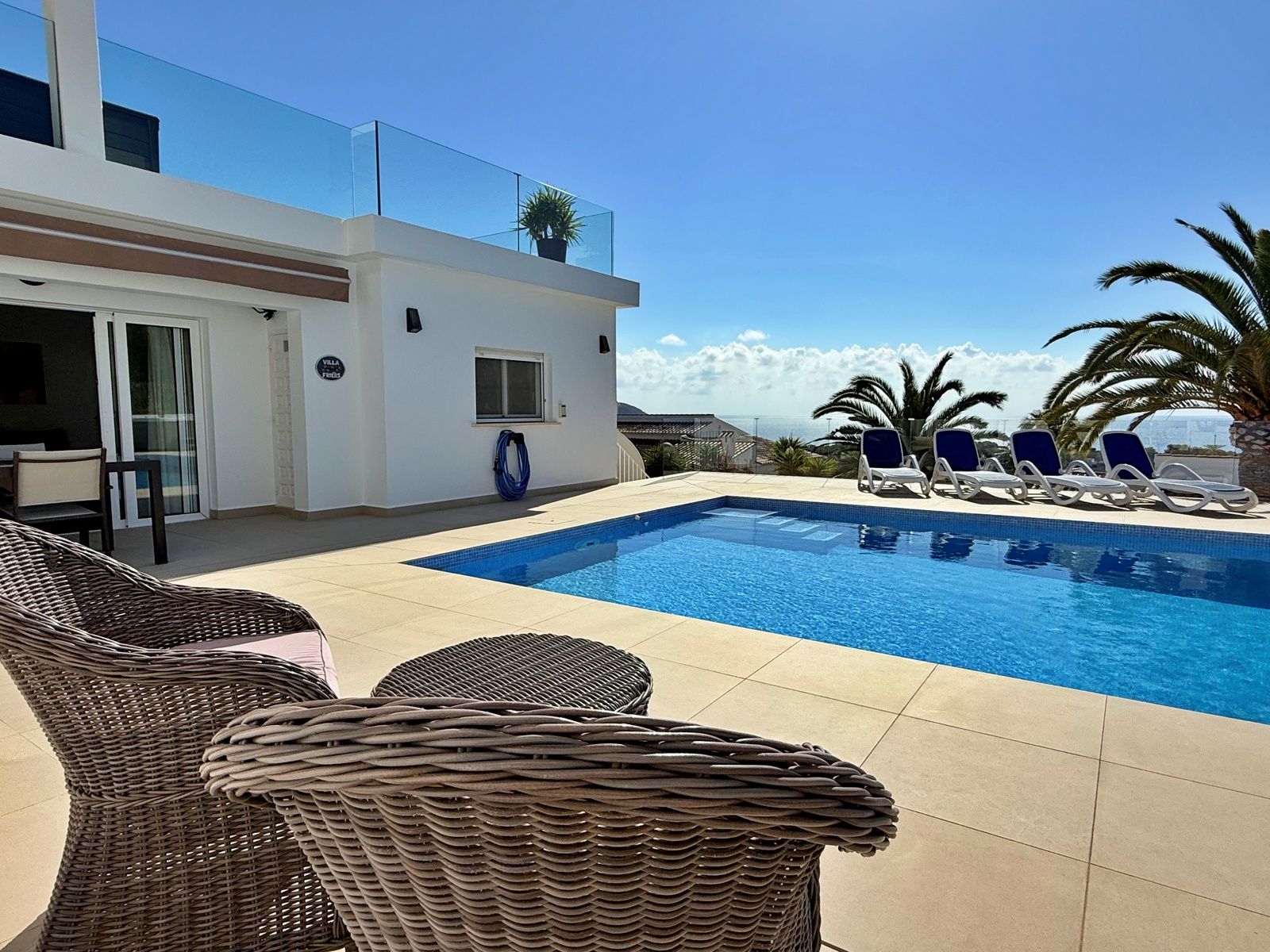 Villa met zeezicht te koop in Moraira