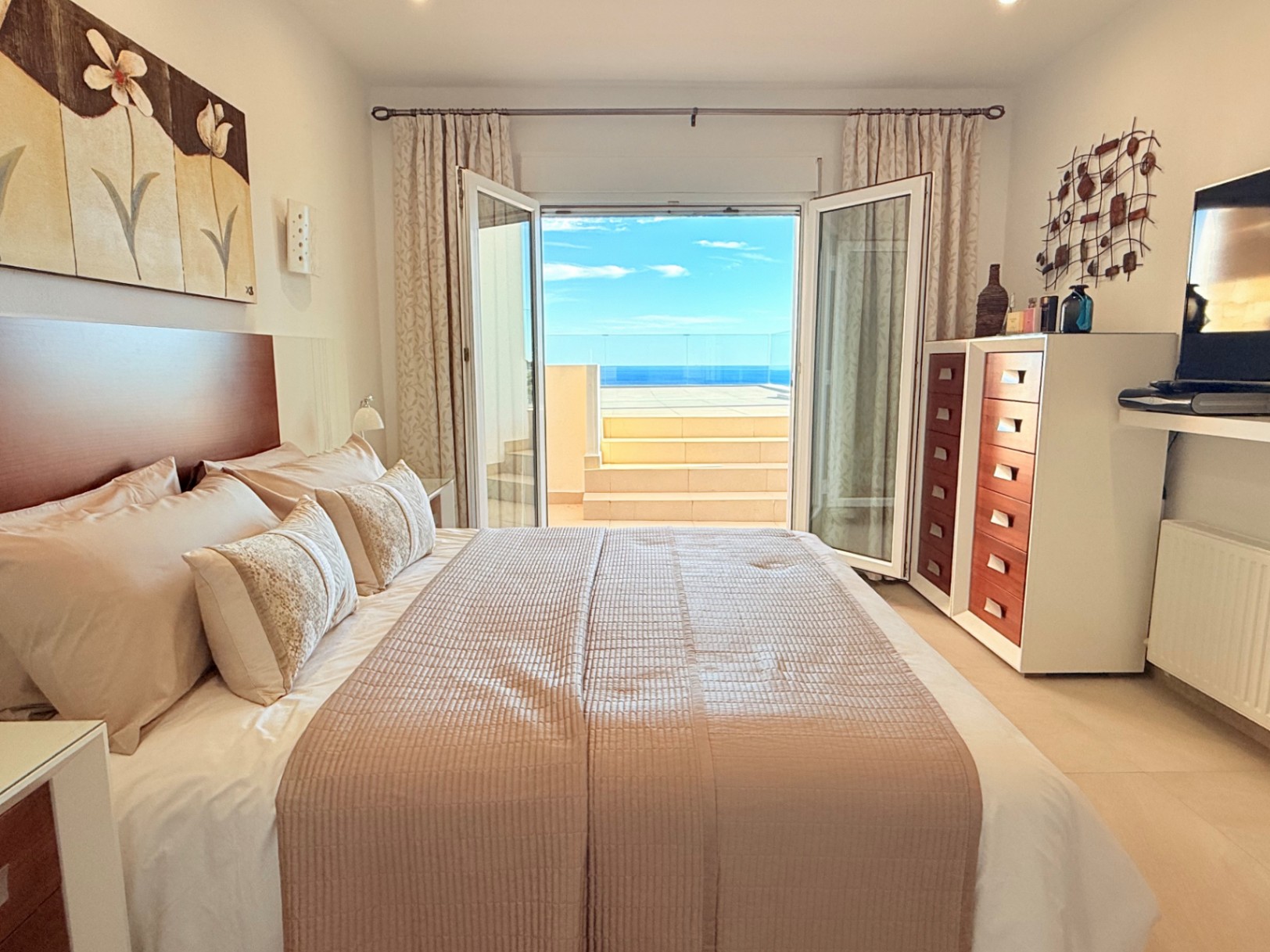 Villa met zeezicht te koop in Moraira