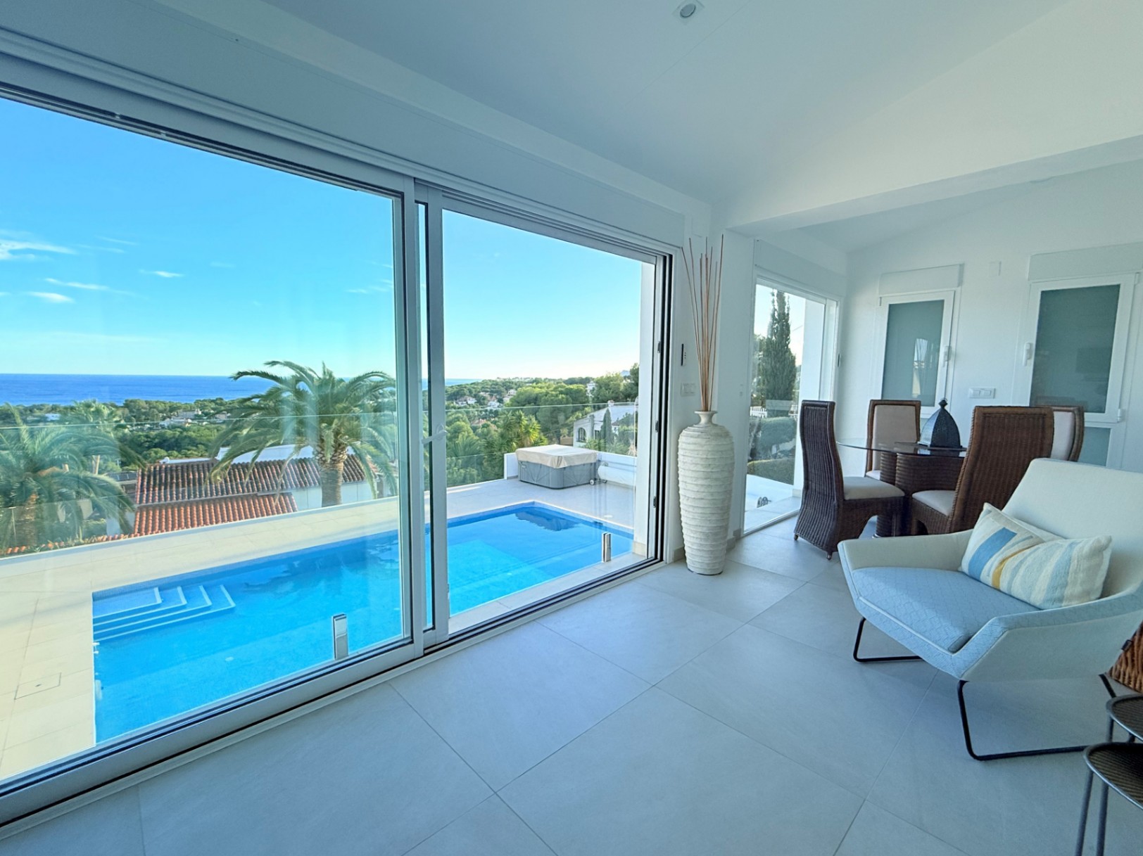 Villa met zeezicht te koop in Moraira