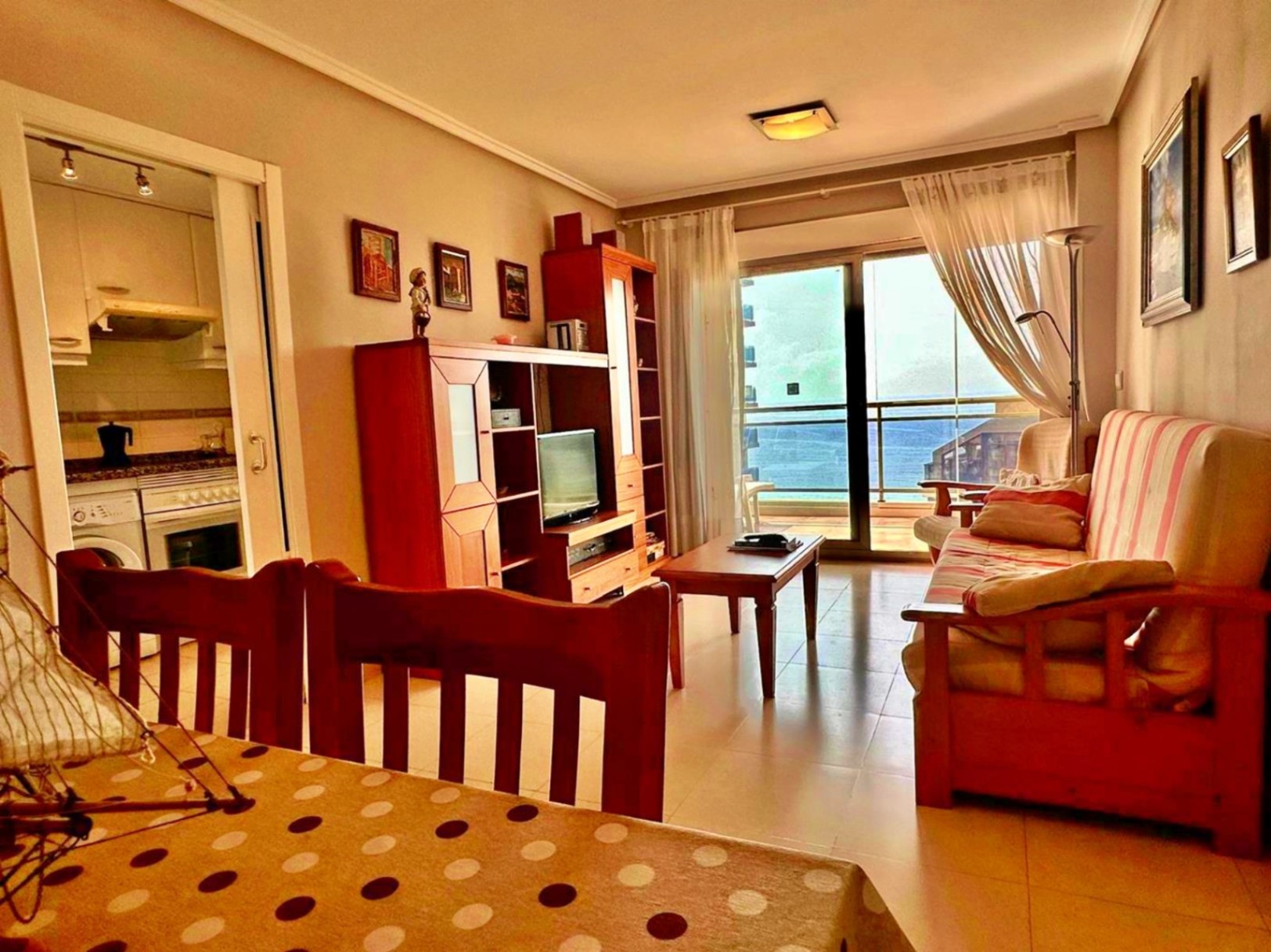 Apartment for sale in Calpe, Steps from Arenal Beach