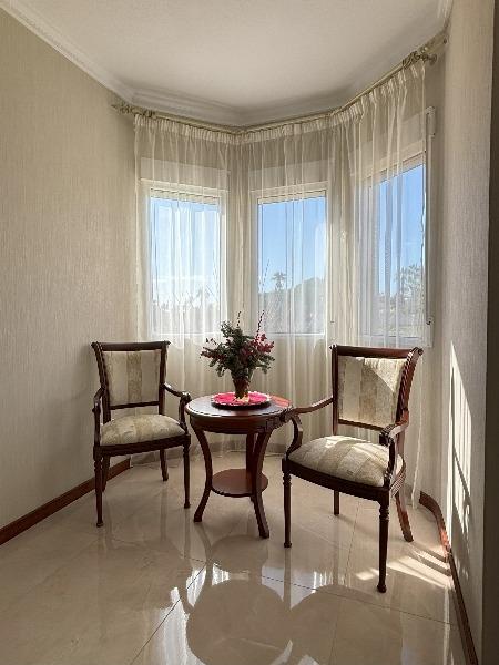 Spacious luxury villa for sale with 5 bedrooms and pool in Ciudad Quesada