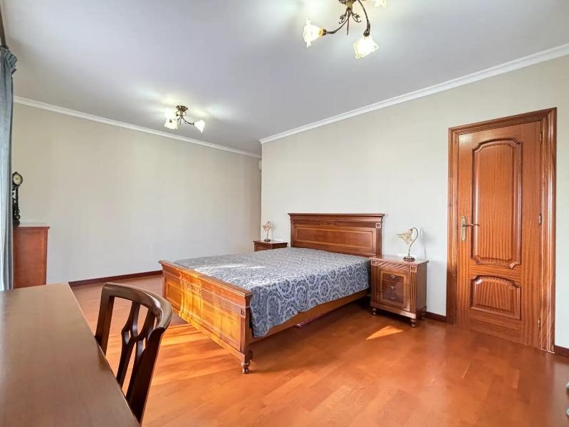 Spacious luxury villa for sale with 5 bedrooms and pool in Ciudad Quesada
