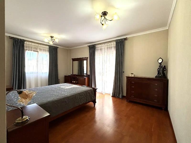 Spacious luxury villa for sale with 5 bedrooms and pool in Ciudad Quesada
