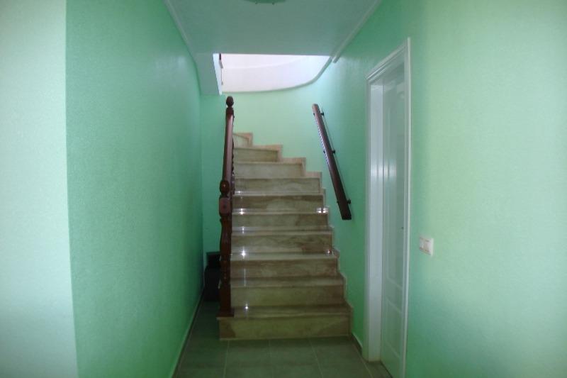 Spacious luxury villa for sale with 5 bedrooms and pool in Ciudad Quesada