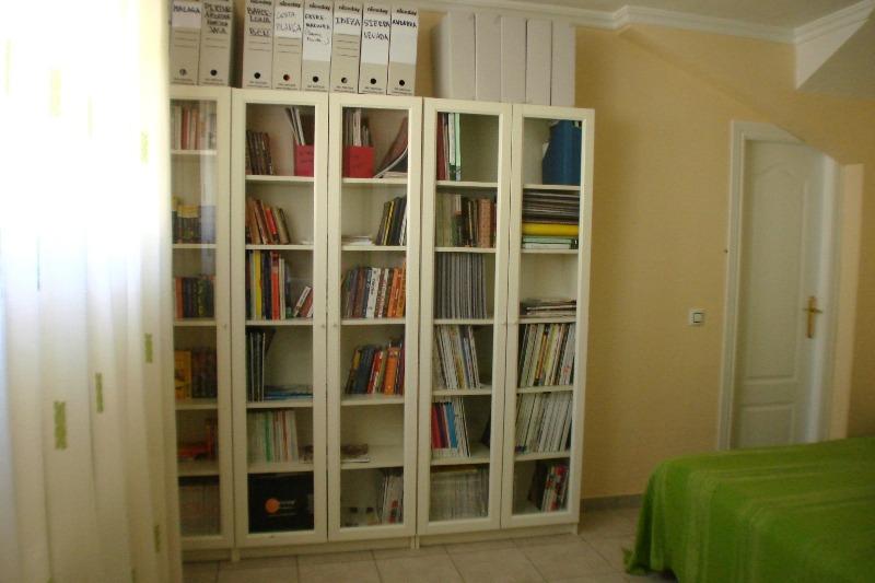 Spacious luxury villa for sale with 5 bedrooms and pool in Ciudad Quesada