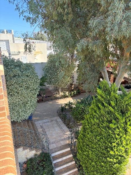 Spacious luxury villa for sale with 5 bedrooms and pool in Ciudad Quesada