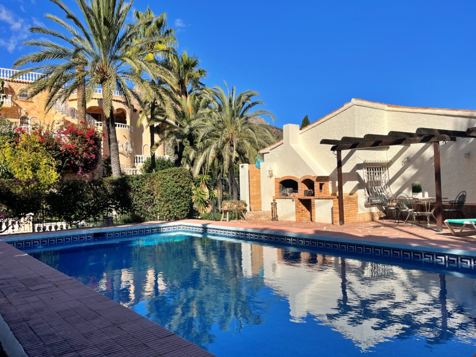 Detached Villa with Sea & Peñon Views for sale in Calpe
