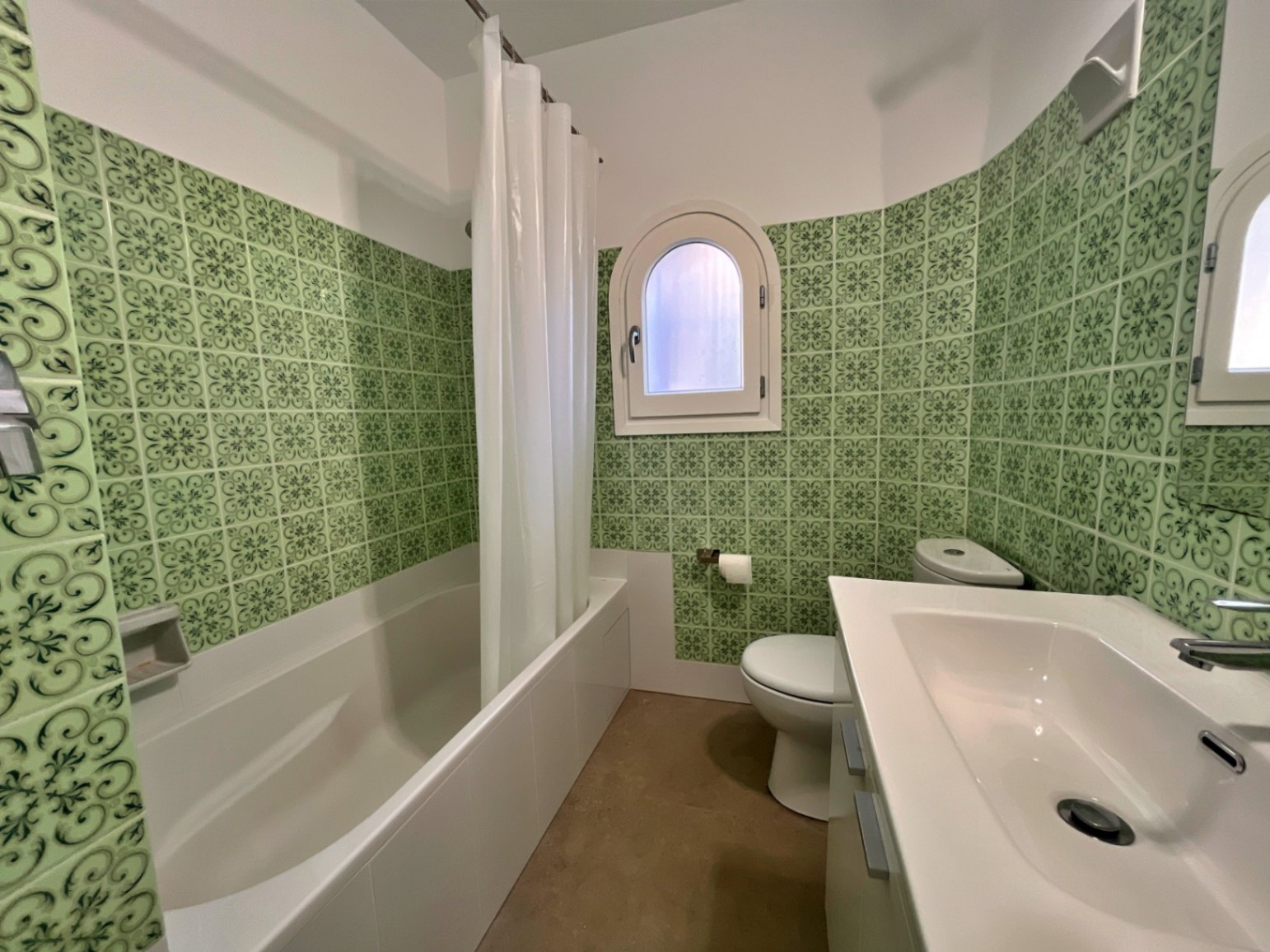 Detached Villa with Sea & Peñon Views for sale in Calpe