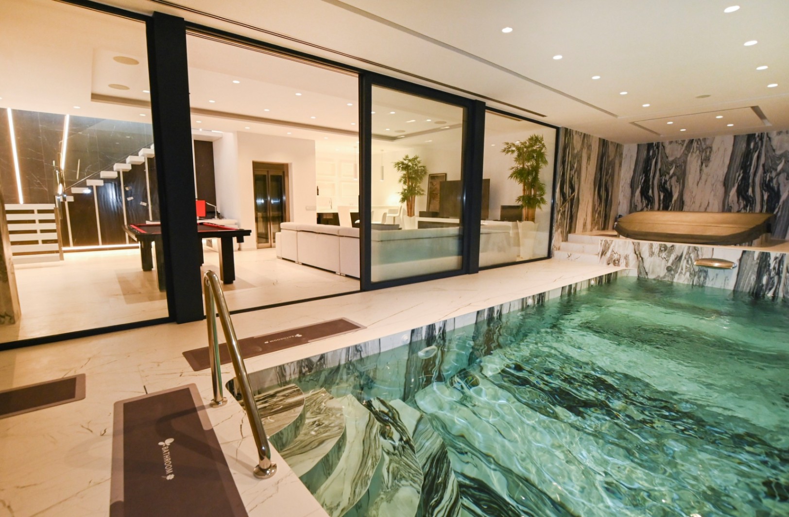 Luxury Villa with Panoramic Sea & Peñón de Ifach Views