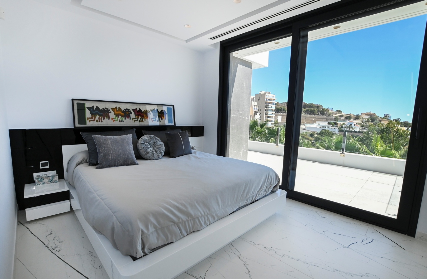 Luxury Villa with Panoramic Sea & Peñón de Ifach Views