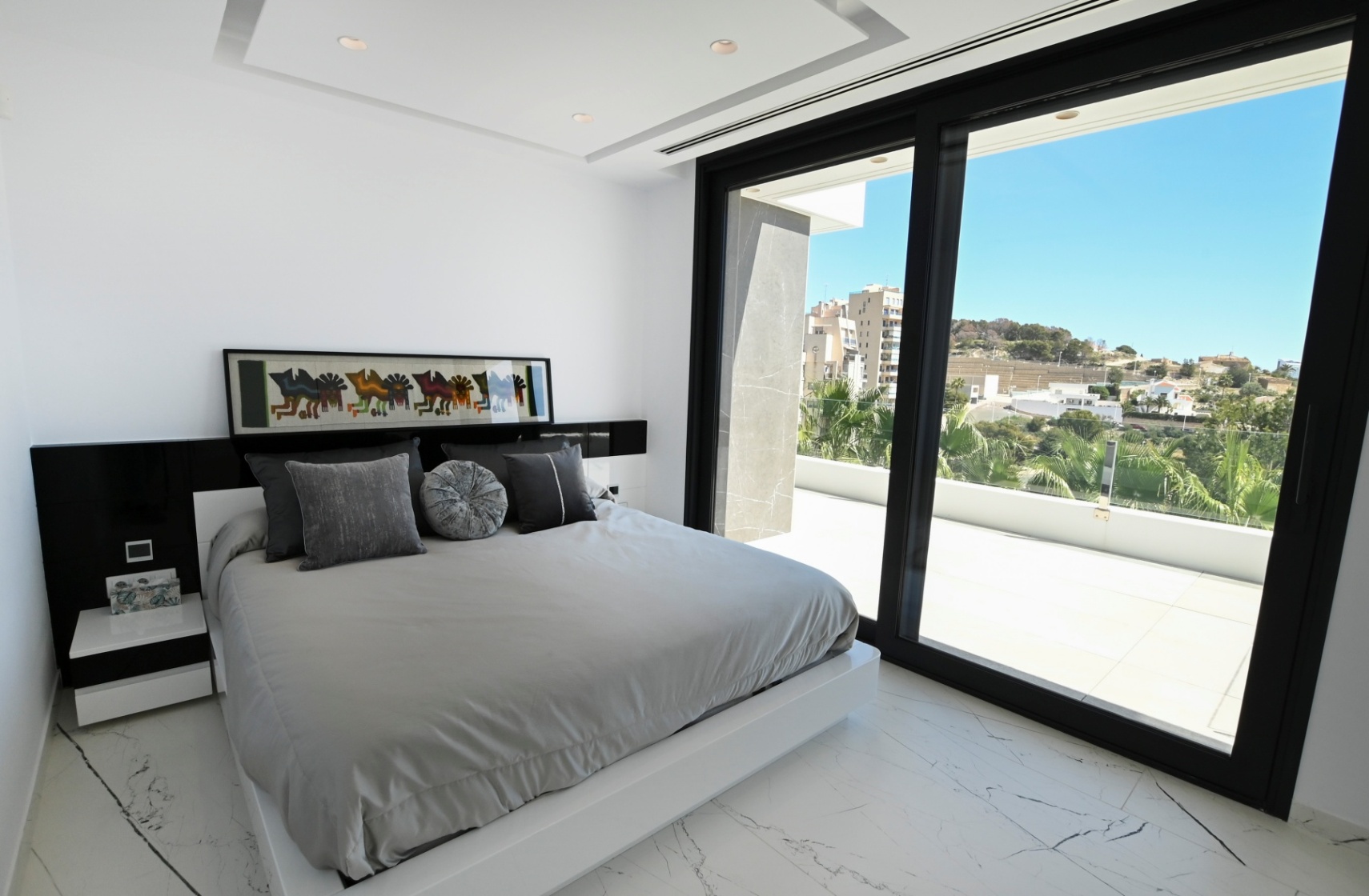 Luxury Villa with Panoramic Sea & Peñón de Ifach Views