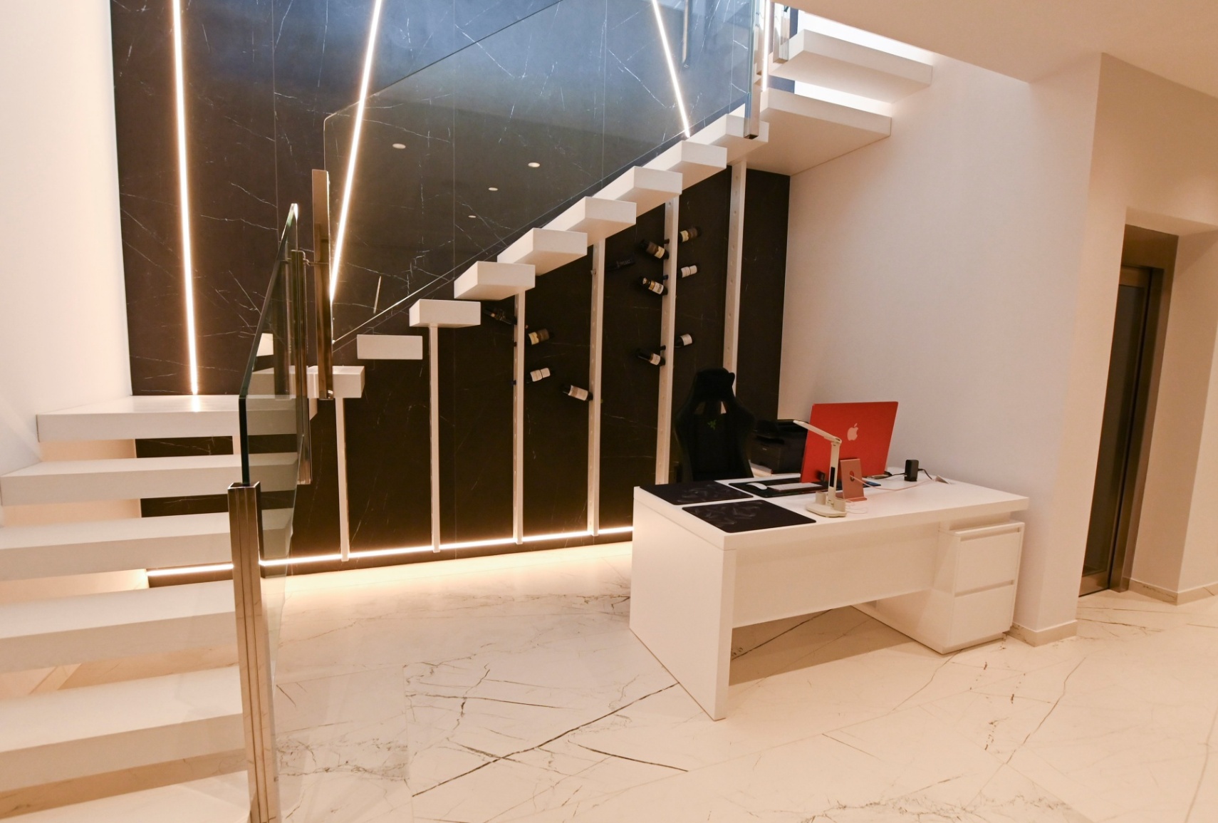 Luxury Villa with Panoramic Sea & Peñón de Ifach Views