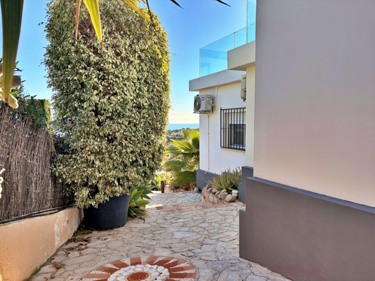 Villa met zeezicht te koop in Moraira