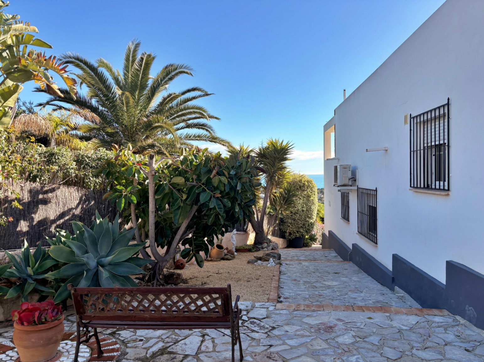 Villa met zeezicht te koop in Moraira