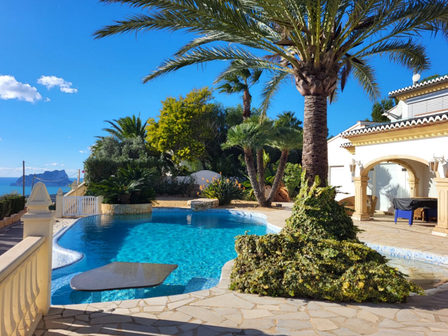 Villas avec vue sur la mer à vendre à Moraira