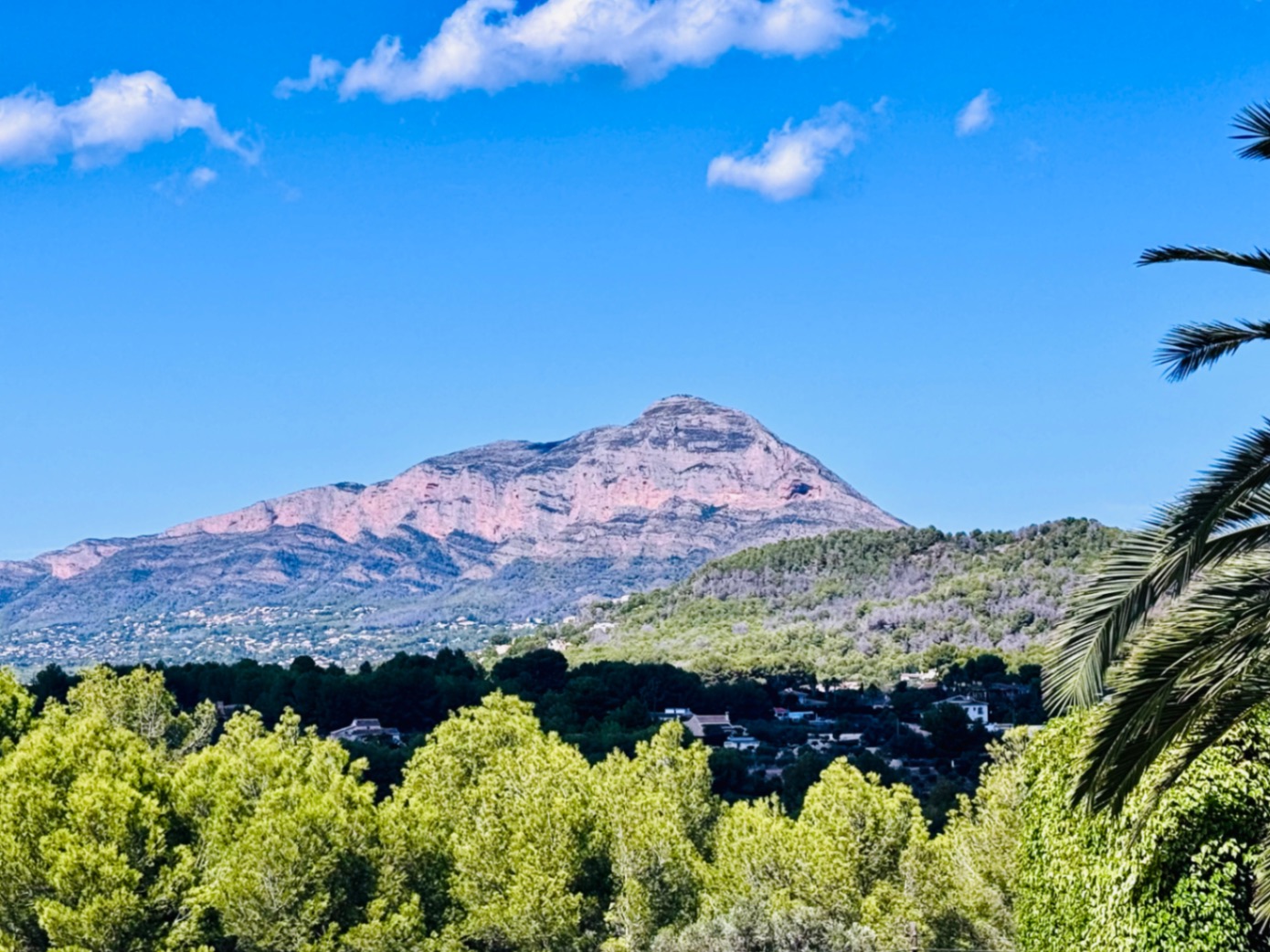 Villa for sale Javea with Montgó Views