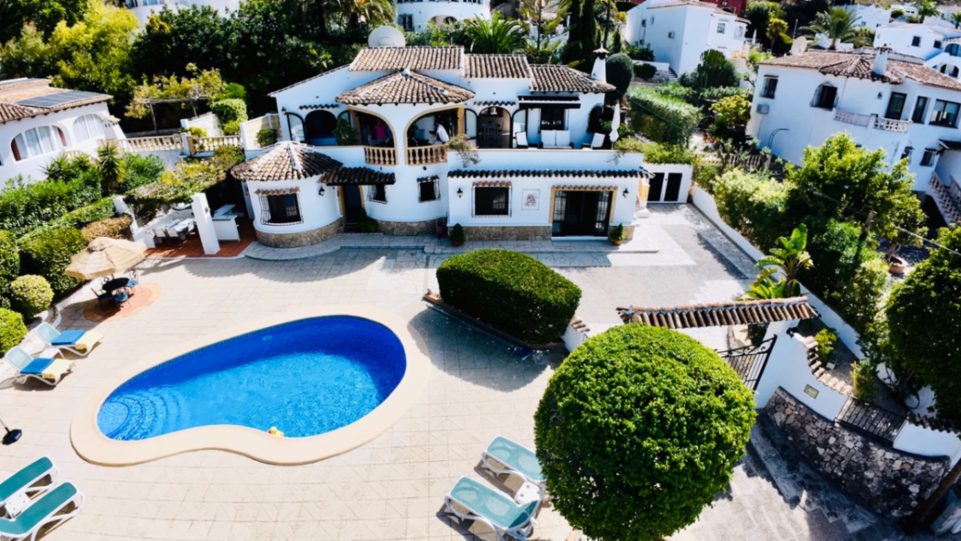 Villa for sale Javea with Montgó Views