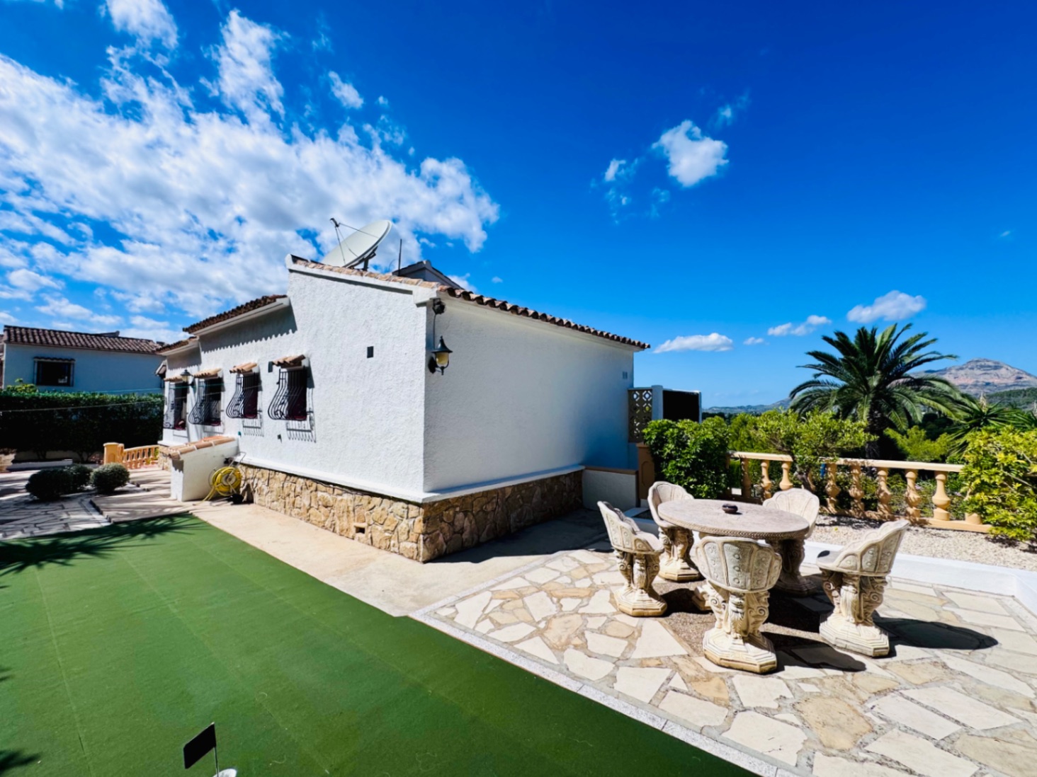 Villa for sale Javea with Montgó Views