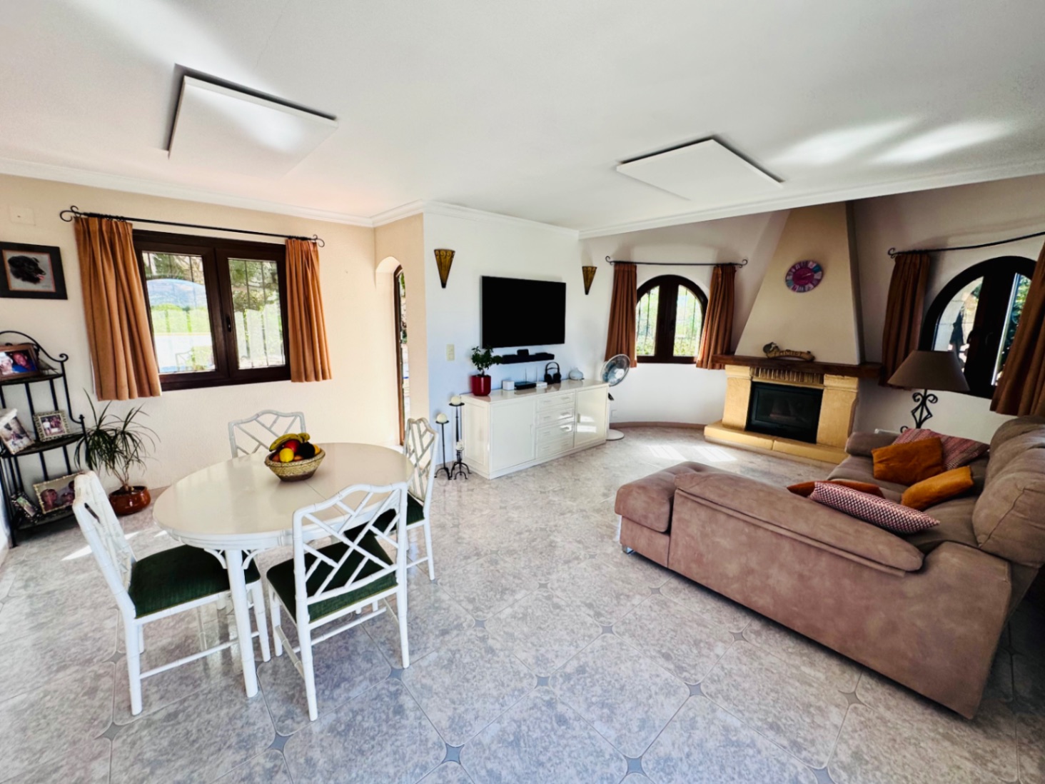 Villa for sale Javea with Montgó Views