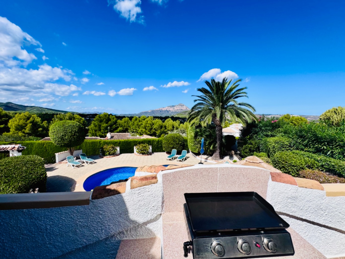 Villa for sale Javea with Montgó Views