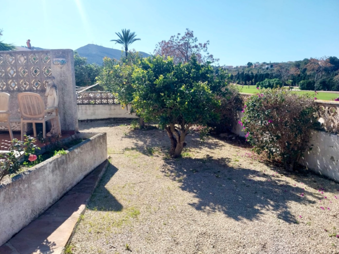 Villa en venta en Jávea con vistas al campo de golf.