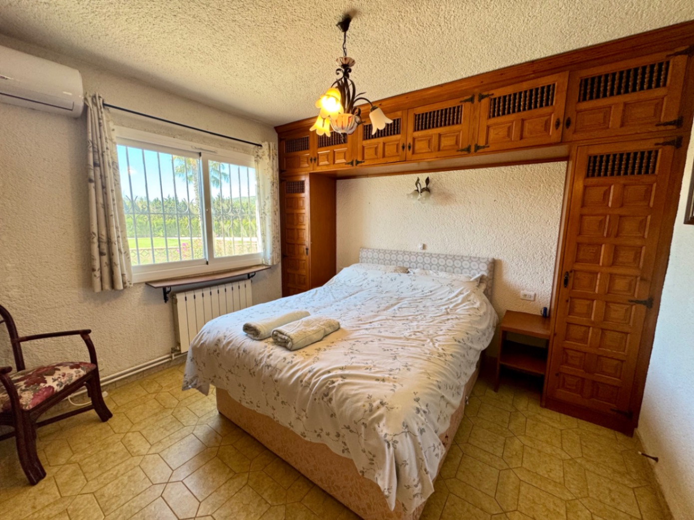 Villa en venta en Jávea con vistas al campo de golf.