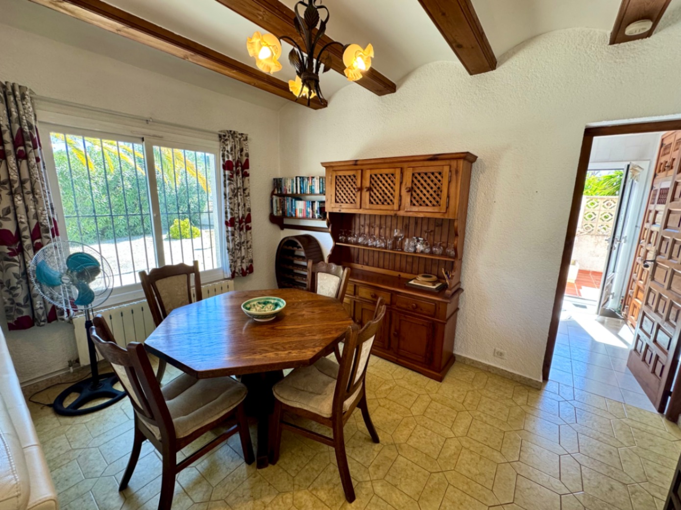 Villa en venta en Jávea con vistas al campo de golf.