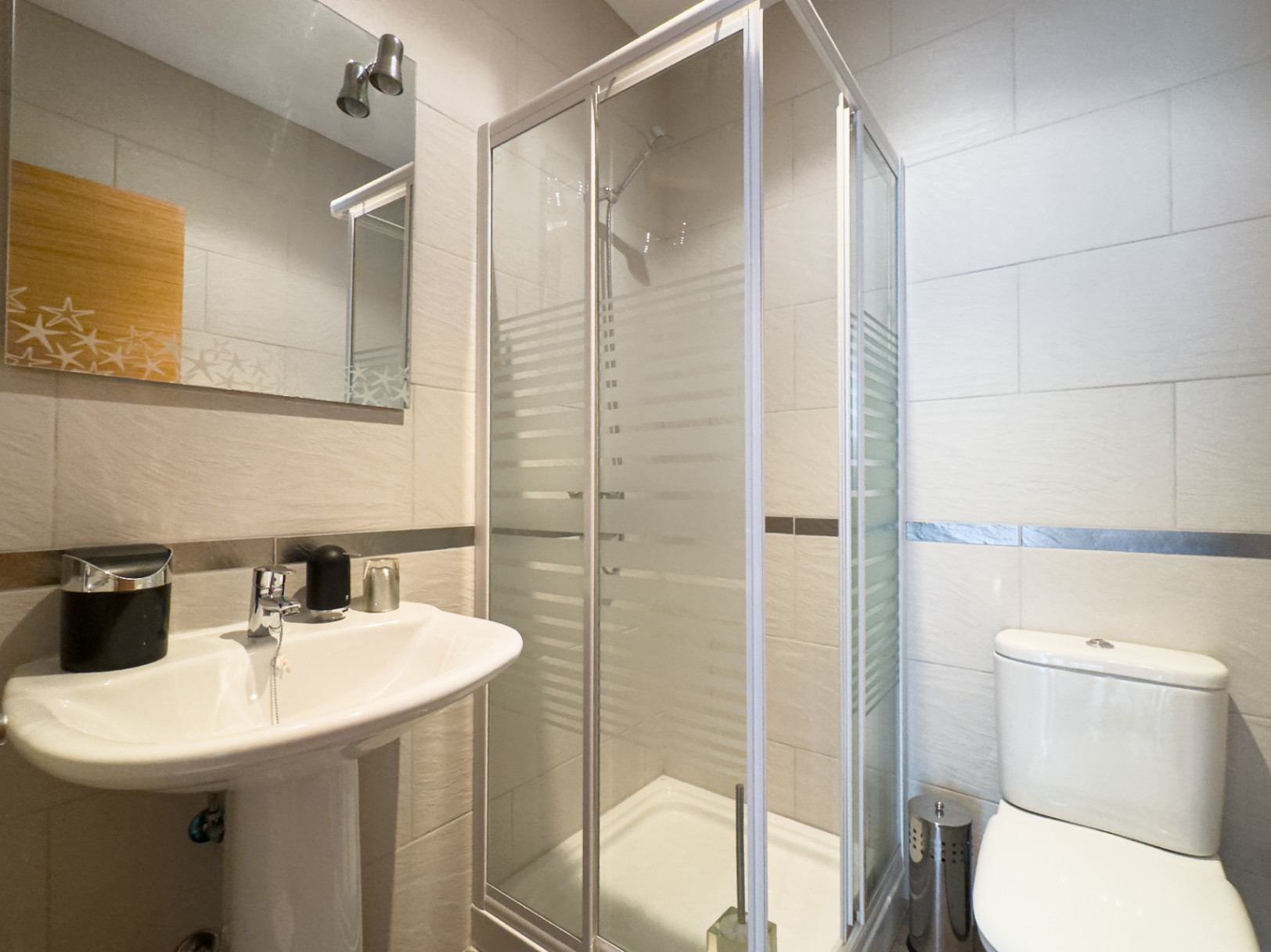 Modern villa for sale in Albir with 4 bedrooms and private pool