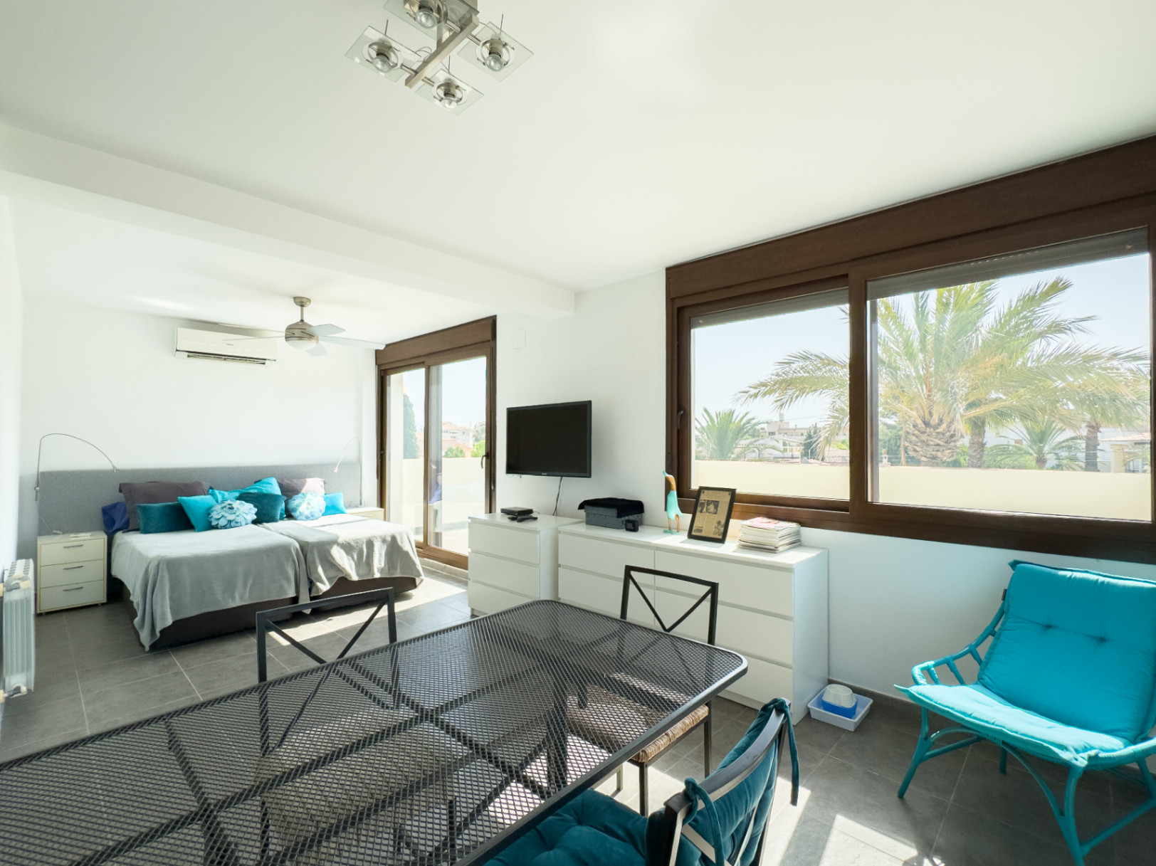 Modern villa for sale in Albir with 4 bedrooms and private pool