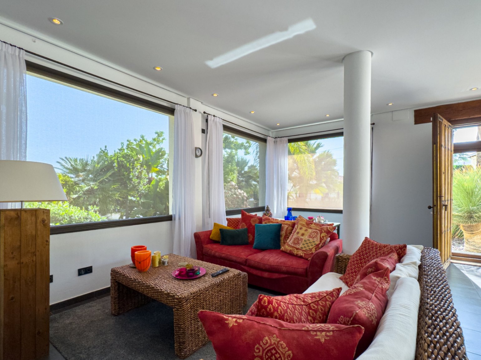 Modern villa for sale in Albir with 4 bedrooms and private pool