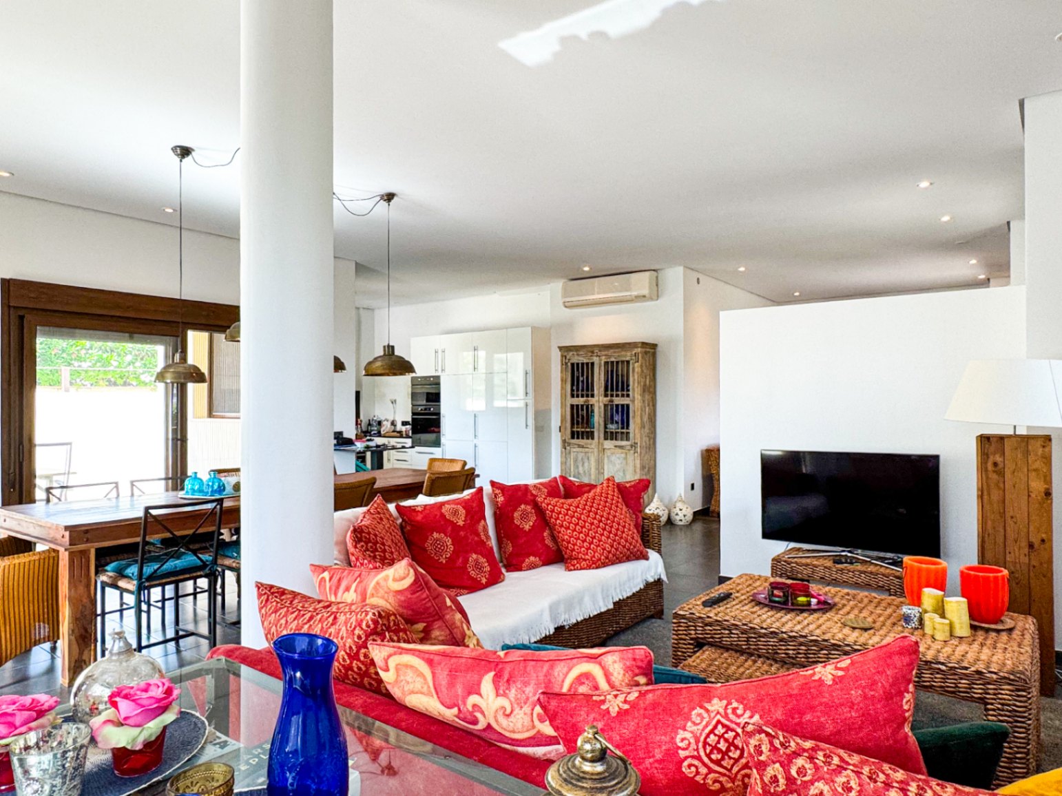 Modern villa for sale in Albir with 4 bedrooms and private pool