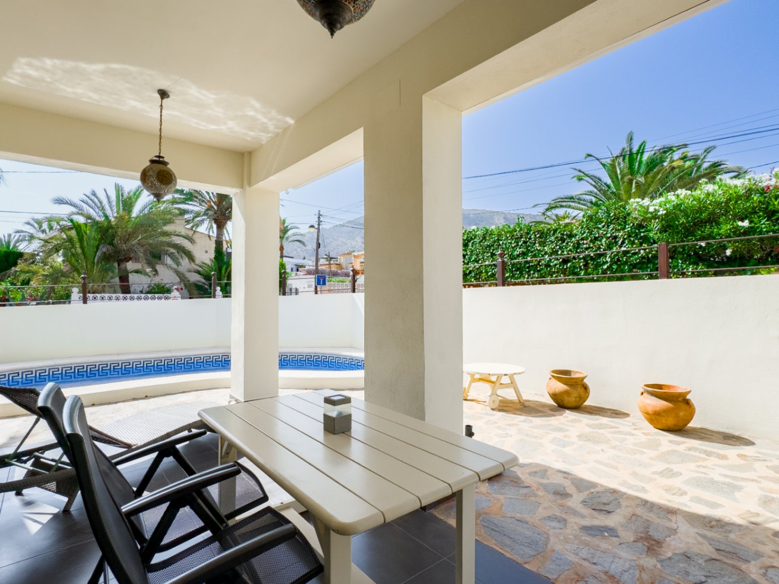 Modern villa for sale in Albir with 4 bedrooms and private pool