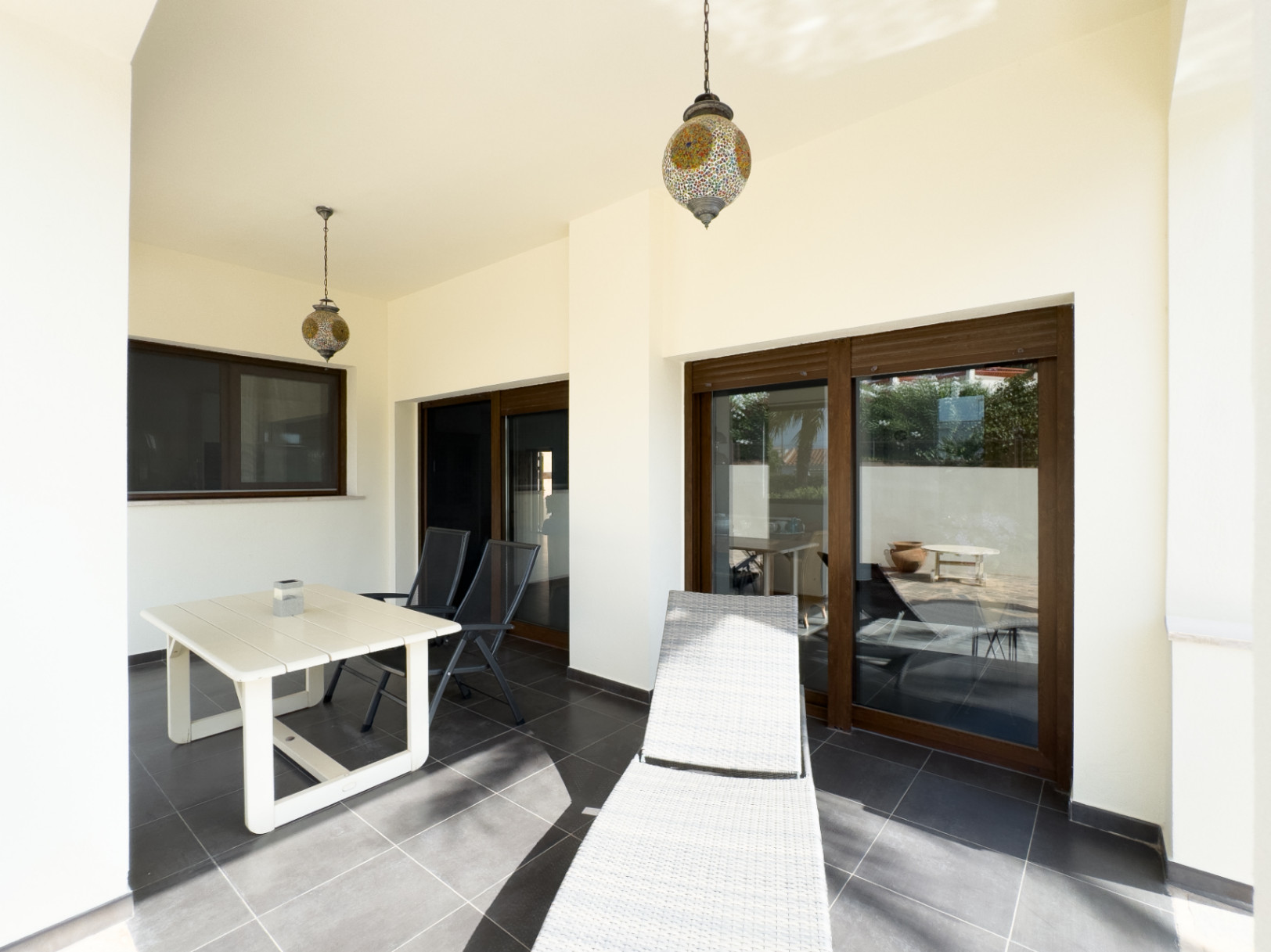 Modern villa for sale in Albir with 4 bedrooms and private pool