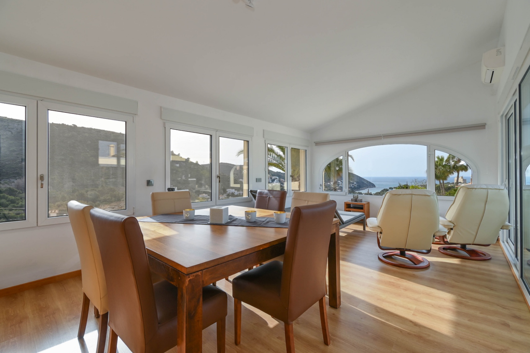 Villa con vista al mar en venta en Moraira, La Arnella