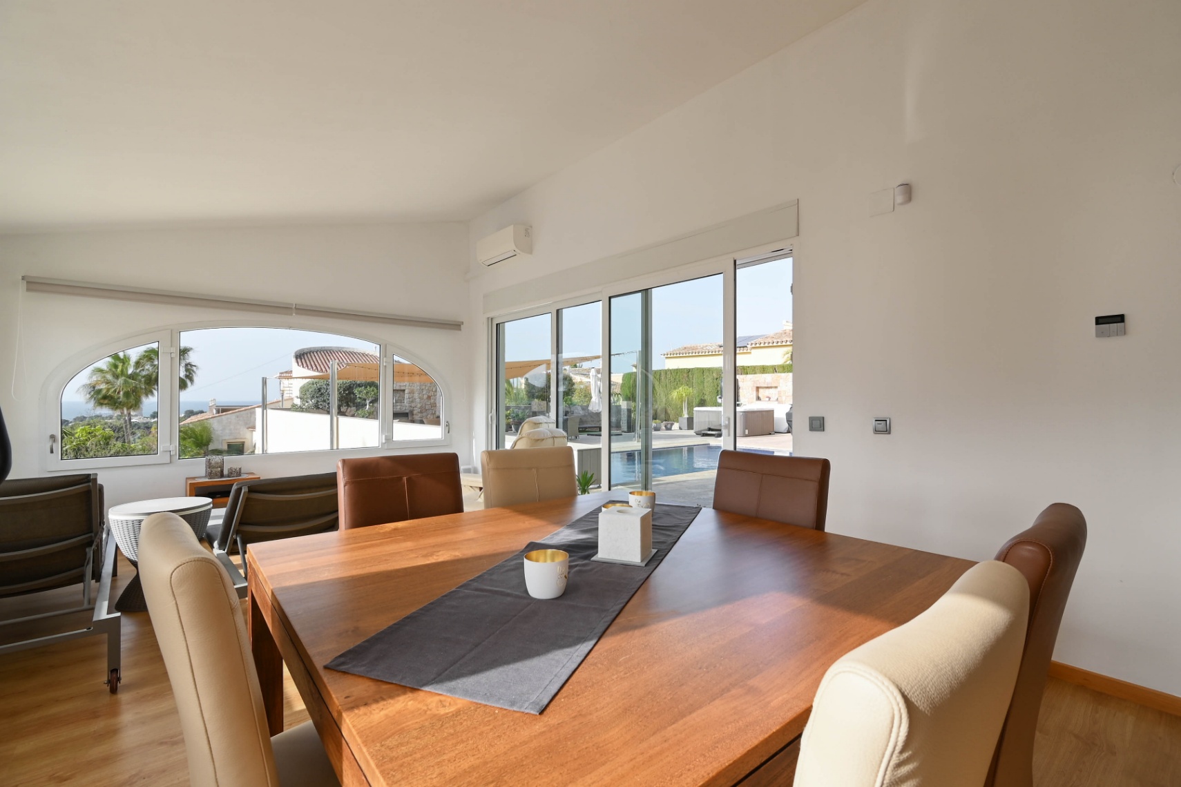 Villa con vista al mar en venta en Moraira, La Arnella