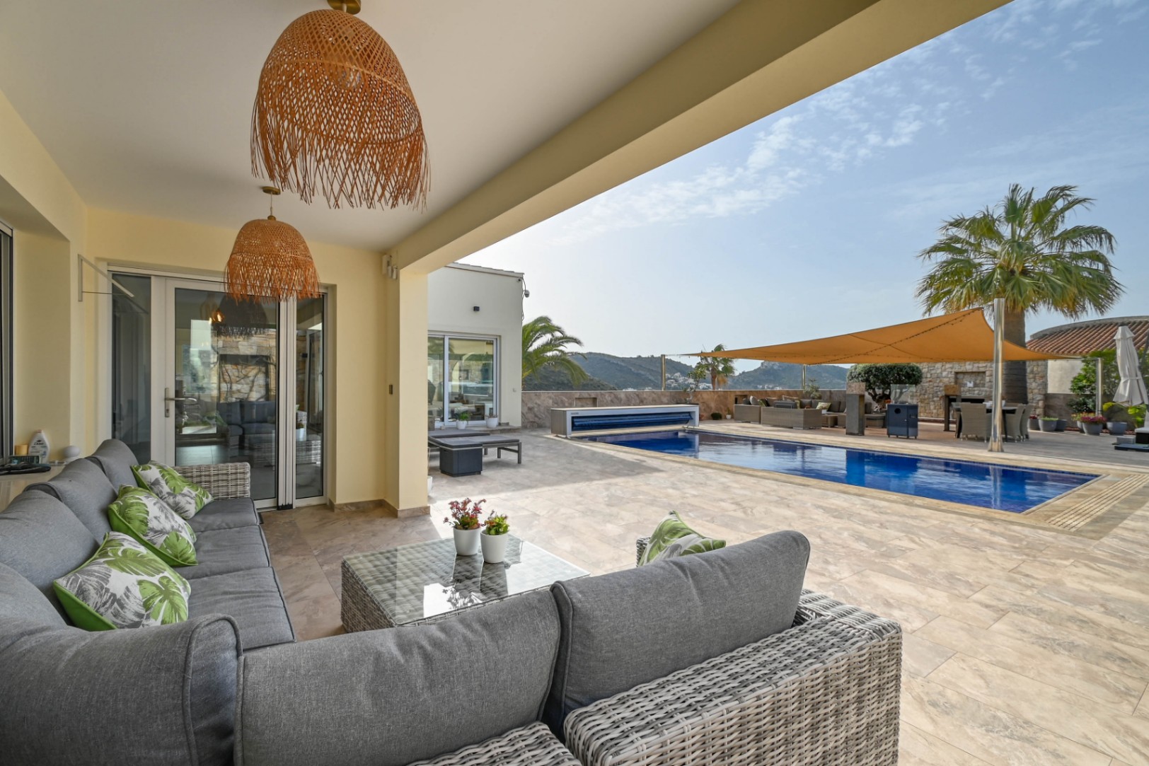 Villa con vista al mar en venta en Moraira, La Arnella