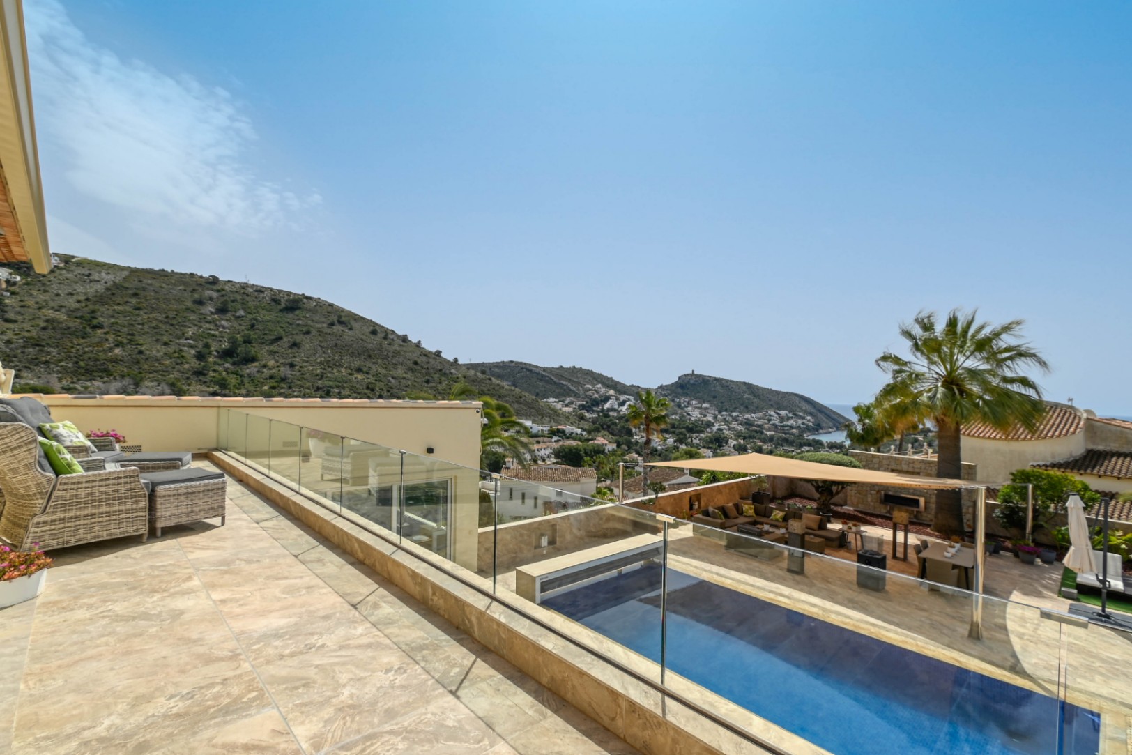 Villa con vista al mar en venta en Moraira, La Arnella