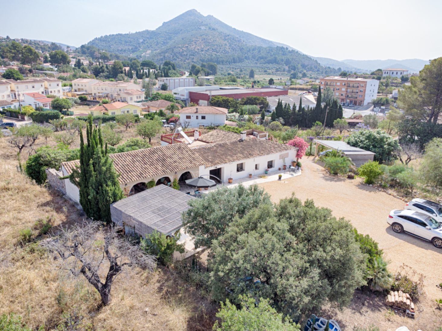 Propriété de campagne à vendre à Alcalalí avec vue sur la montagne