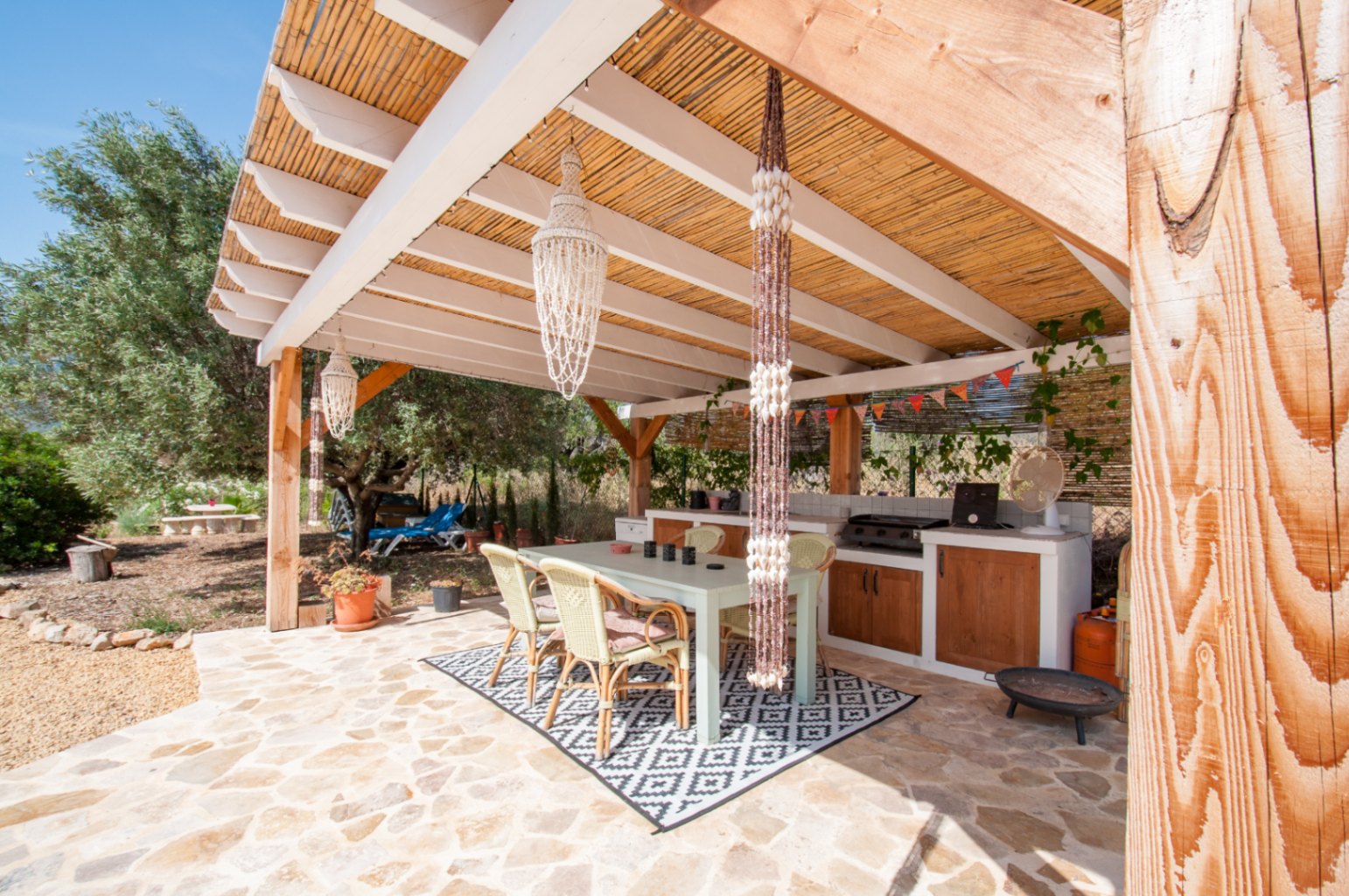 Propriété de campagne à vendre à Alcalalí avec vue sur la montagne
