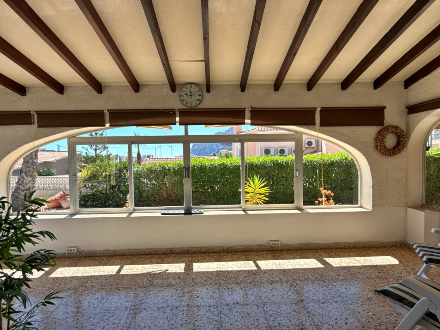 Villa with a spacious garden for sale in Calpe