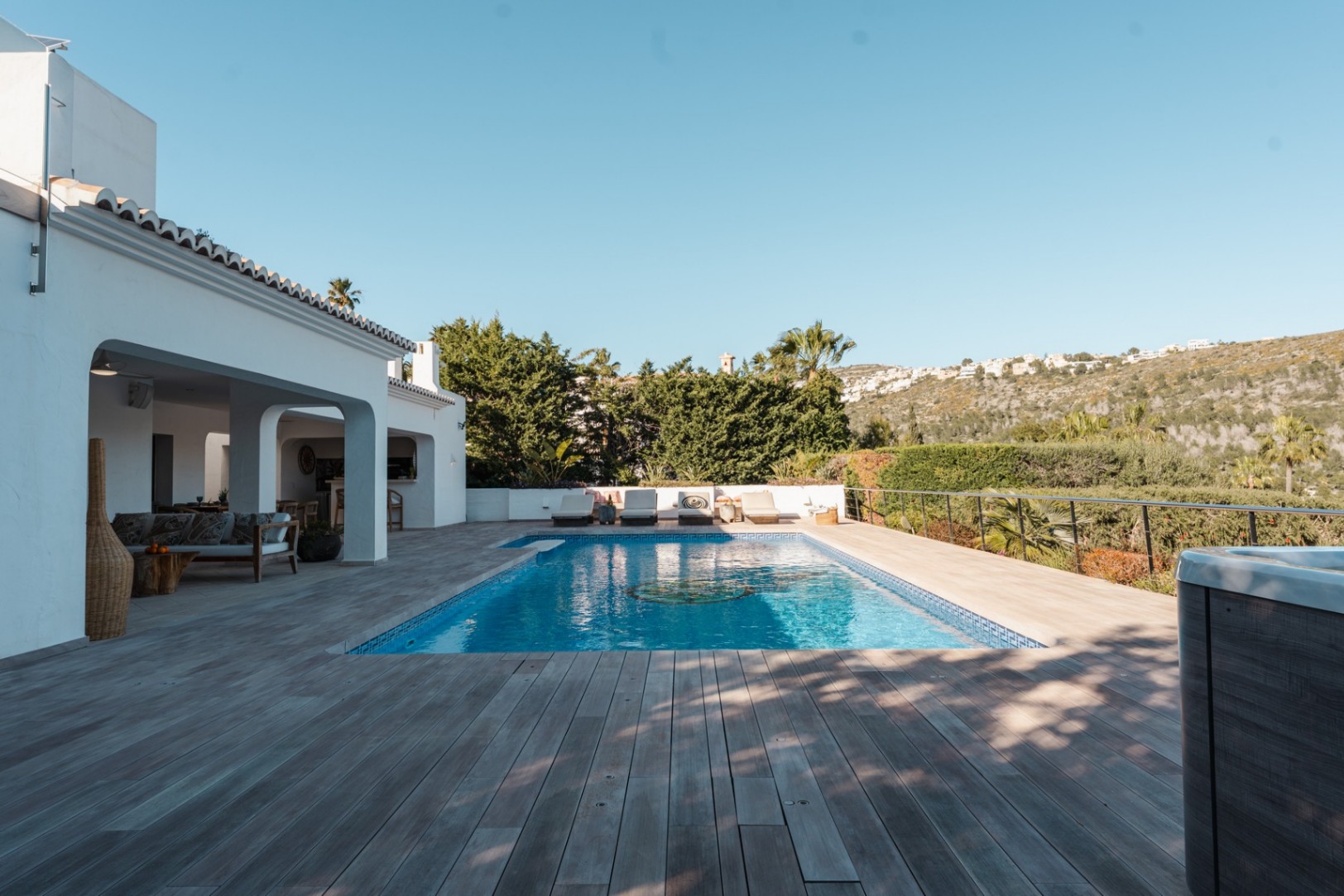 Ibicenco-style villa with sea views for sale in Moraira