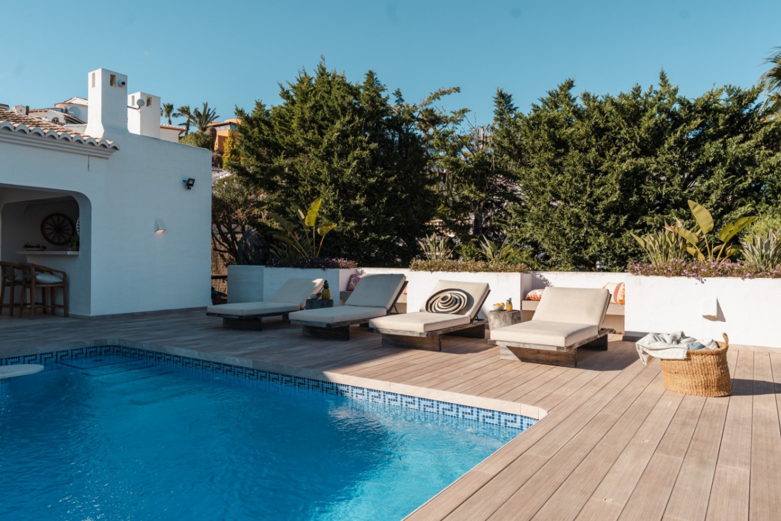 Ibicenco-style villa with sea views for sale in Moraira