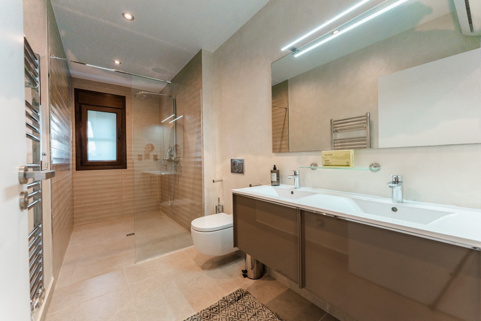 Ibicenco-style villa with sea views for sale in Moraira