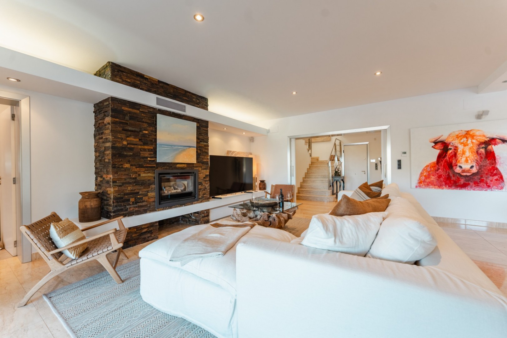 Ibicenco-style villa with sea views for sale in Moraira