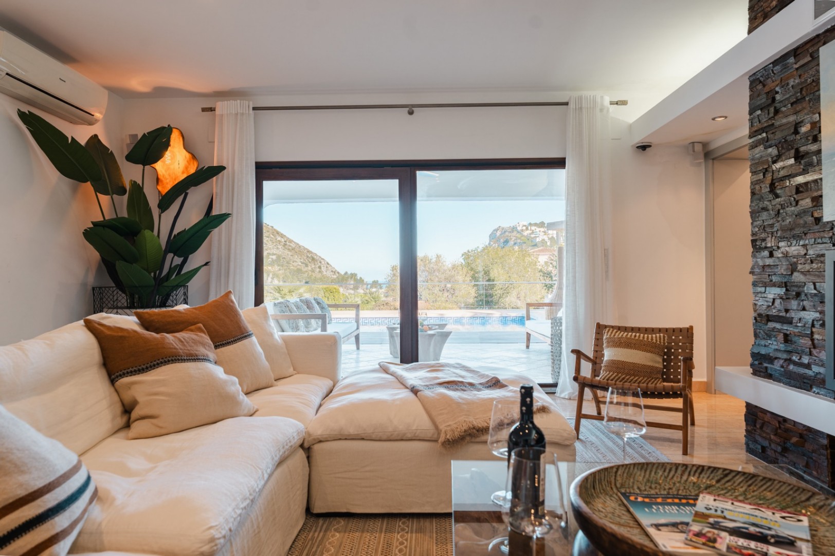 Ibicenco-style villa with sea views for sale in Moraira