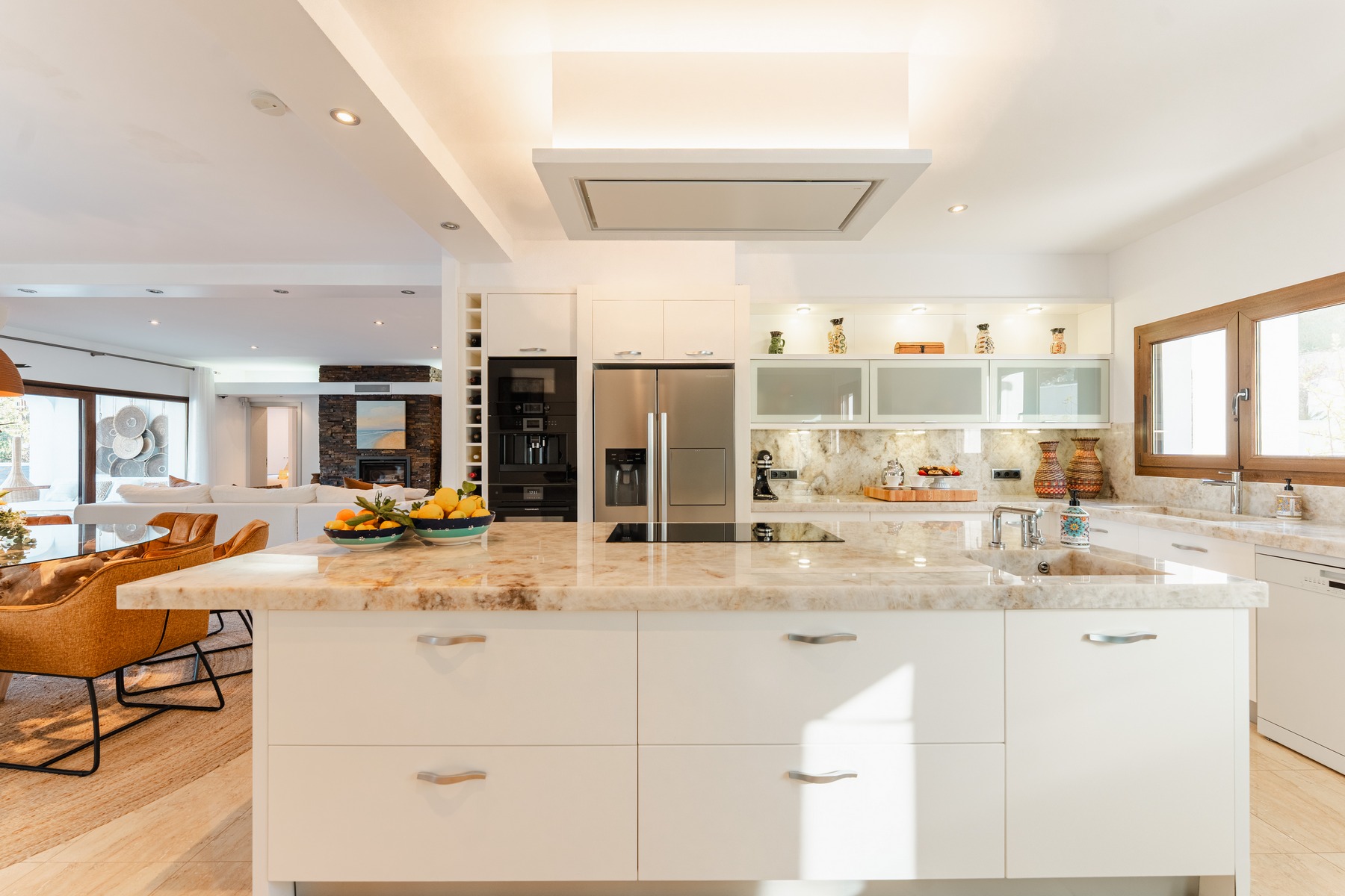 Ibicenco-style villa with sea views for sale in Moraira